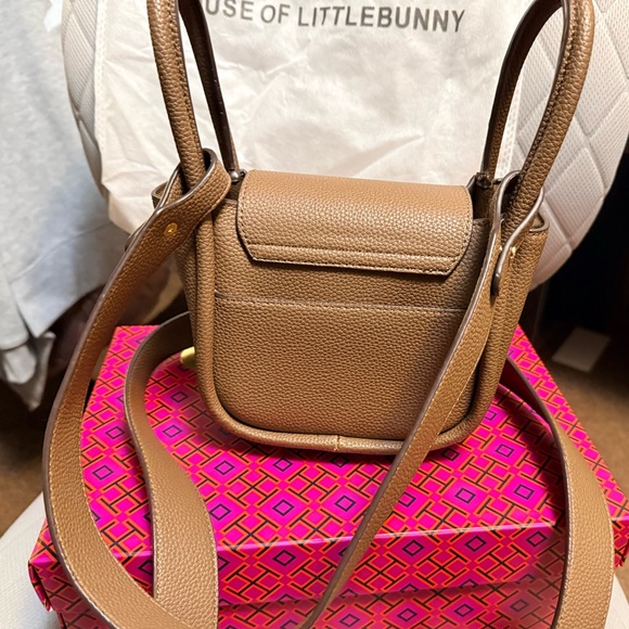 Little Bunny Crossbody Bag - Picture 3 of 7